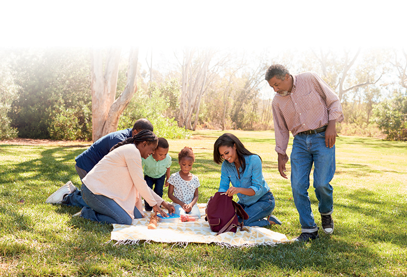 famille_uro image famile picnic