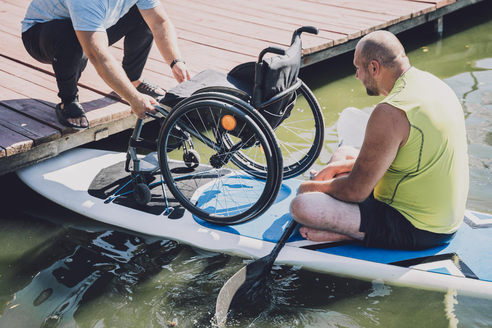 D&eacute;couvrez ces sports nautiques adapt&eacute;s et populaires